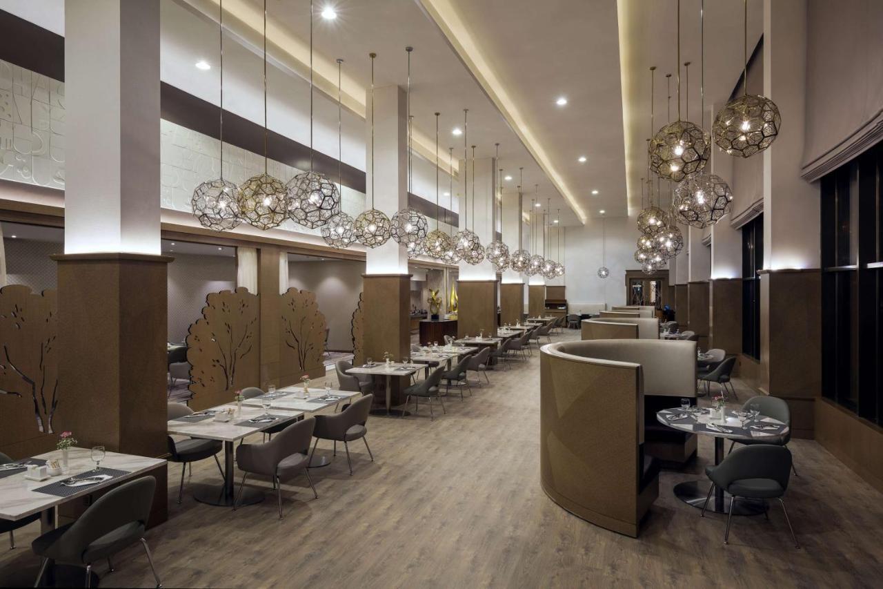 Radisson Blu Hotel, บูเรดาห์ ภายนอก รูปภาพ
