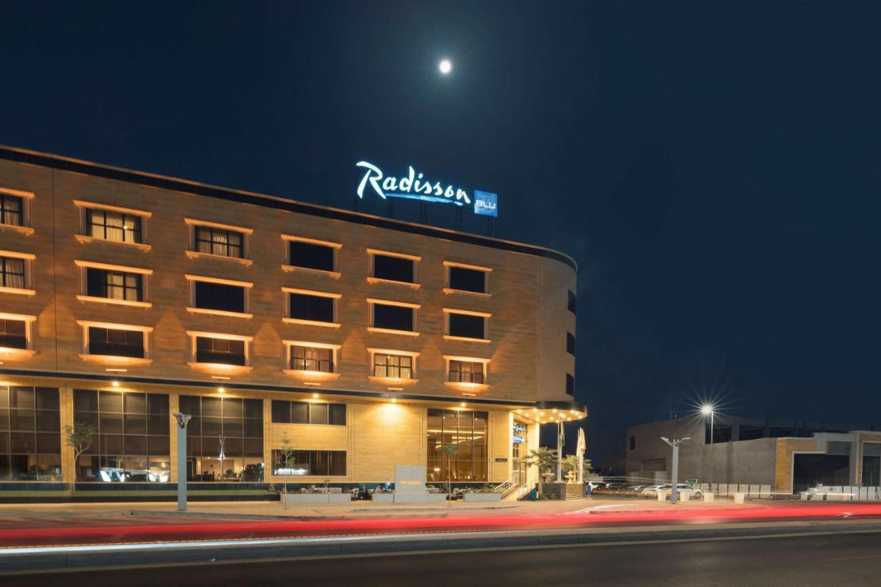 Radisson Blu Hotel, บูเรดาห์ ภายนอก รูปภาพ