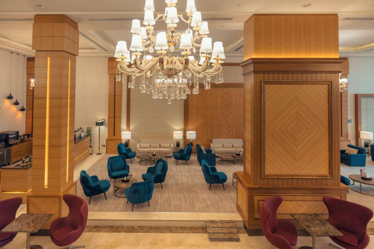 Radisson Blu Hotel, บูเรดาห์ ภายนอก รูปภาพ